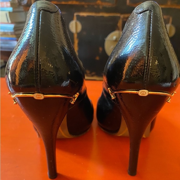 Gucci Horsebit Accent Patent leather Heels - Picture 5 of 10